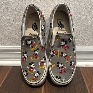 Disney Vans Mickey Mouse Slip-ons